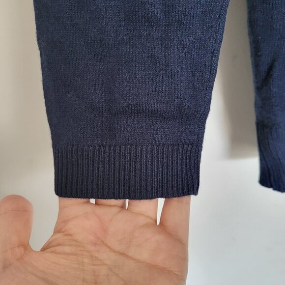 NEW Express Wool V Neck Long Sleeve Pullover Sweater Black Lace Shoulder Large - Picture 8 of 15